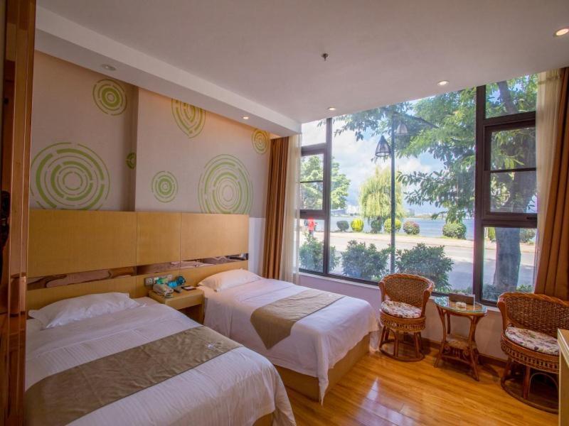 Greentree Inn Yunnan Dali Puhai Binhai Road Business Hotel المظهر الخارجي الصورة
