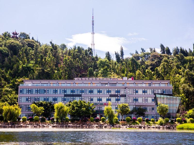 Greentree Inn Yunnan Dali Puhai Binhai Road Business Hotel المظهر الخارجي الصورة